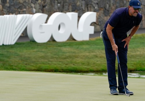 Watching for End-of-Season Deals: How to Get the Best Used Golf Clubs